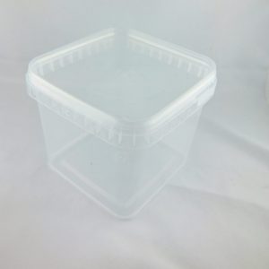 Pojemniki plastikowy 11x11x11cm